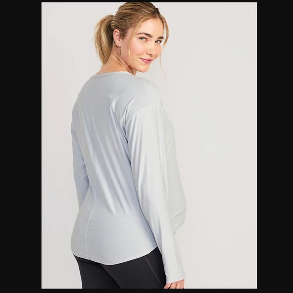 Old Navy XS Maternity Long Sleeve Cloud 94 Soft Twist-Front Top - Picture 3 of 8